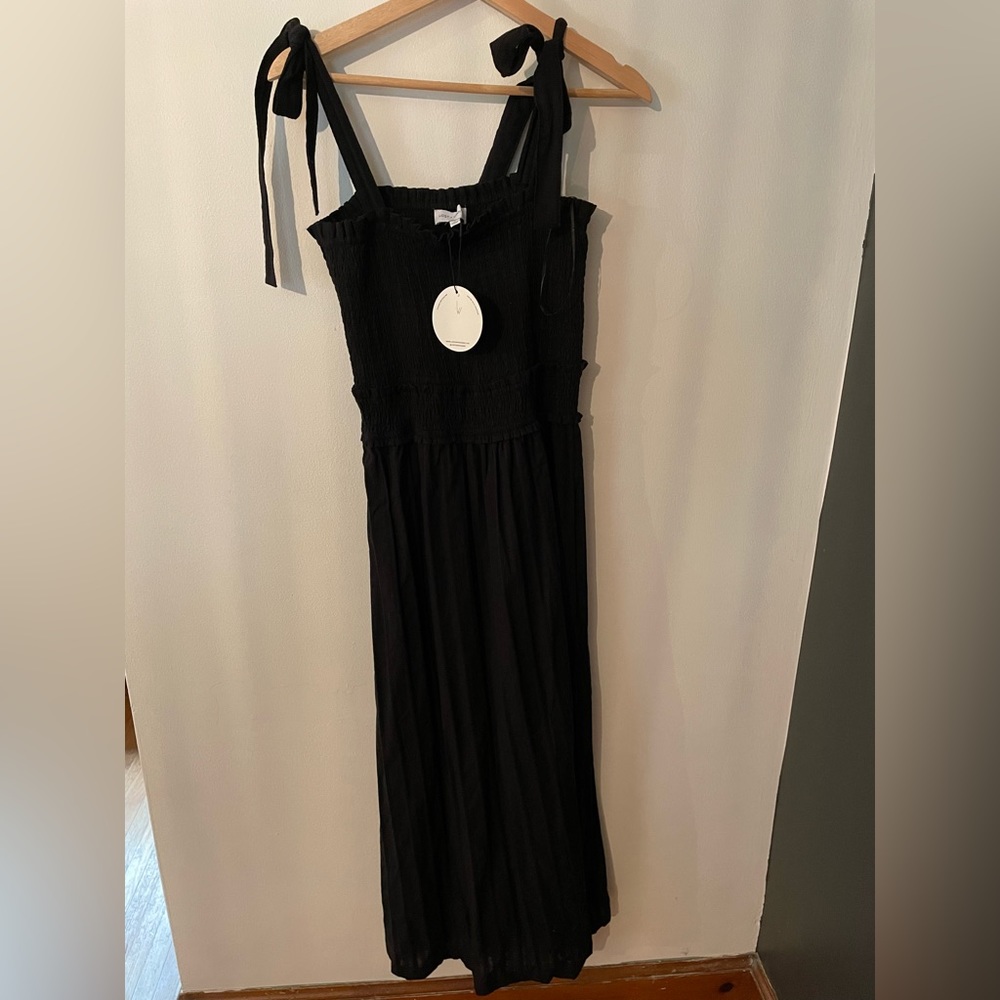 Lost and wander black smocked dress